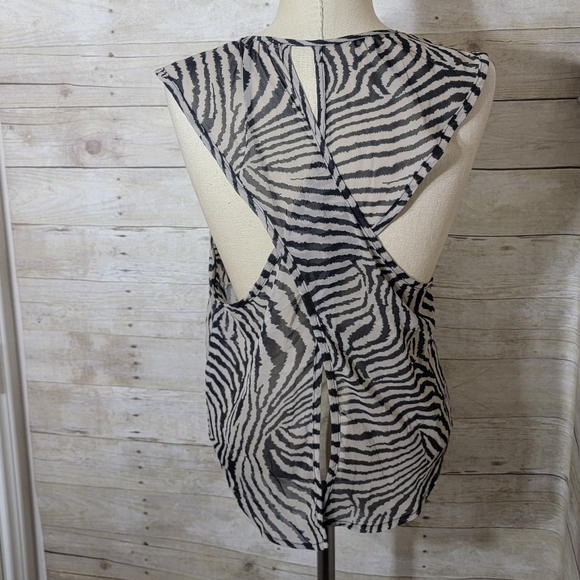 Love couture sheer tank - Picture 3 of 4